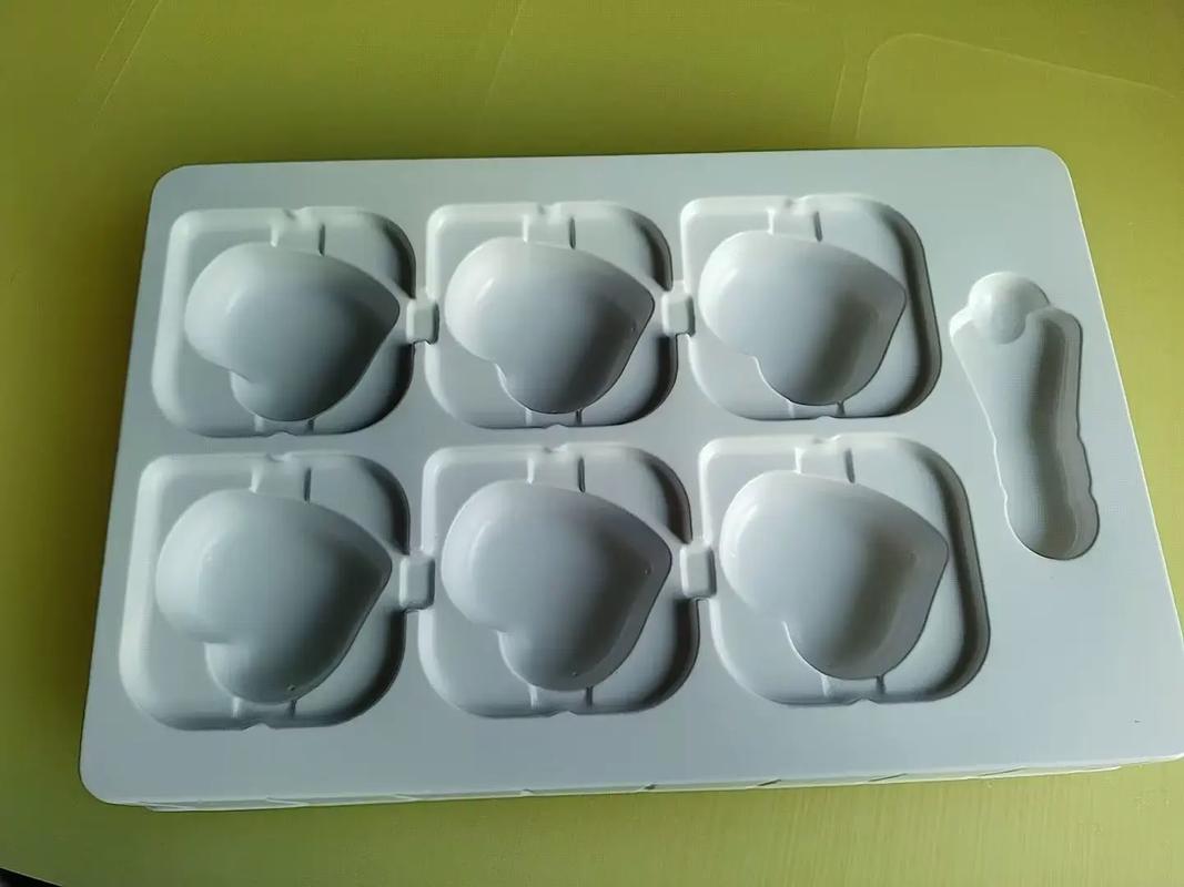 吸塑塑料制品的專業(yè)生產(chǎn)與模具設(shè)計制造